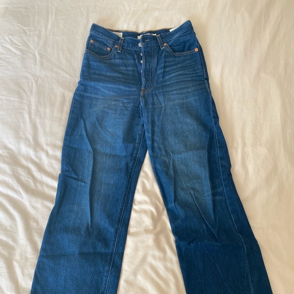 Levi’s Ribcage Wide Leg Jeans